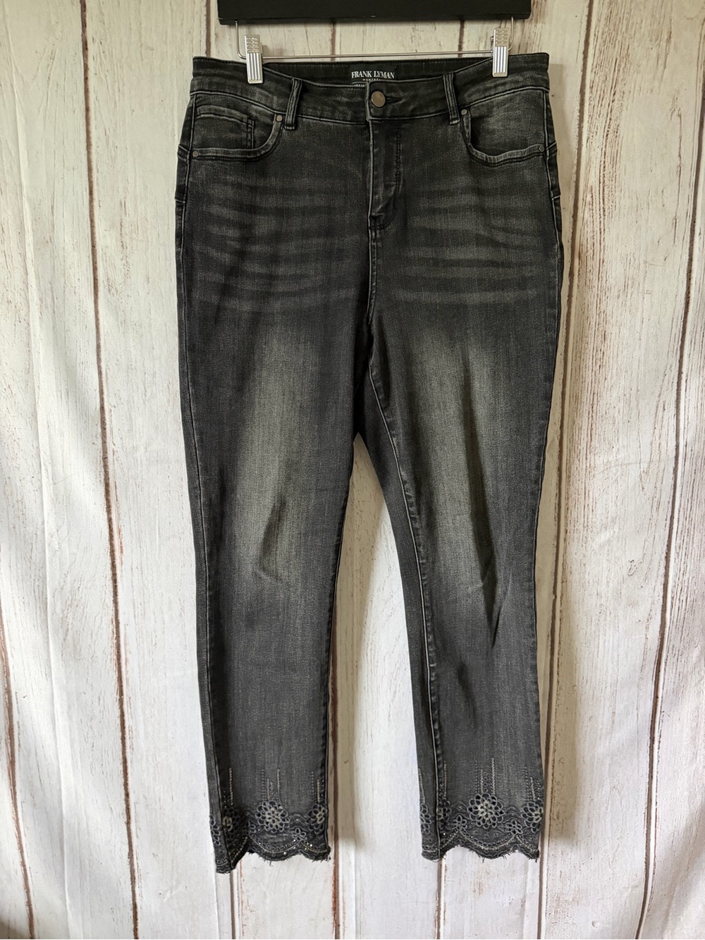 Frank Lyman Design Black Women's Embroidered-Hem Jeans Size L